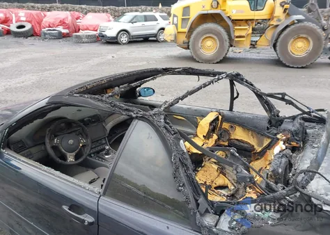 2006 BMW M3 z USA, uszkodzony, nr VIN WBSBR93476PK10606